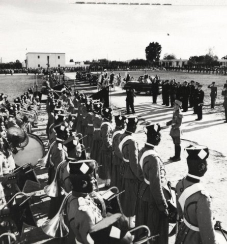 rabat-18-11-1949-fete-du-trone CREATOR: gd-jpeg v1.0 (using IJG JPEG v62), quality = 75