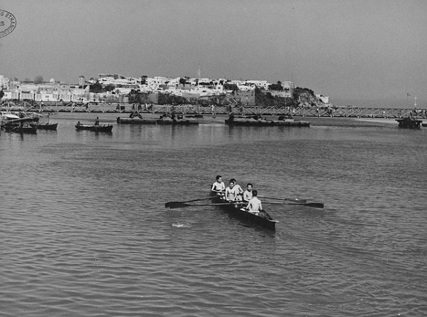 rabat-bouregreg-passerelle-aviron-1954 CREATOR: gd-jpeg v1.0 (using IJG JPEG v62), quality = 75
