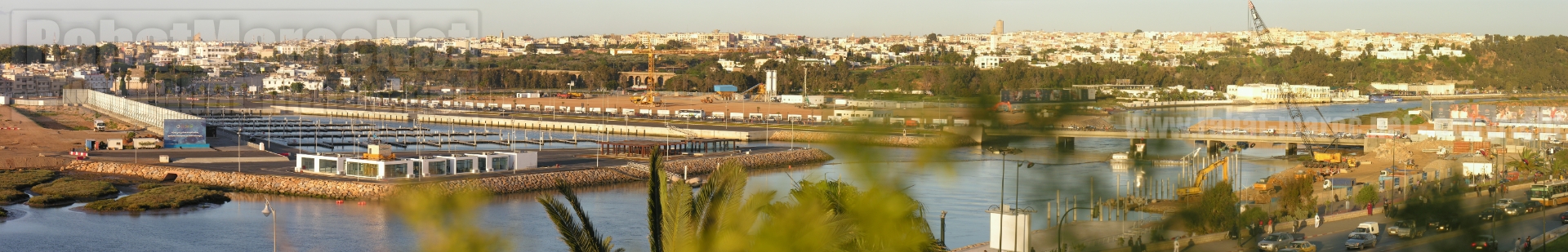 2008 marina en construction dawliz au fond apres le pont moulay hassan