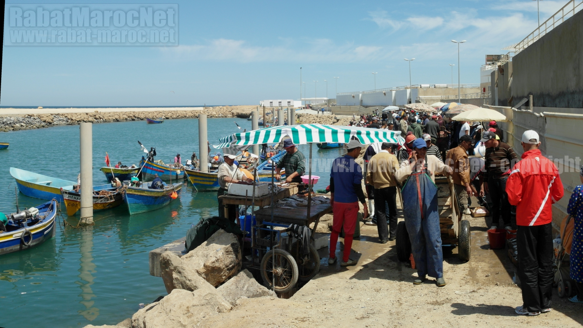 entree-port-peche-sale-1